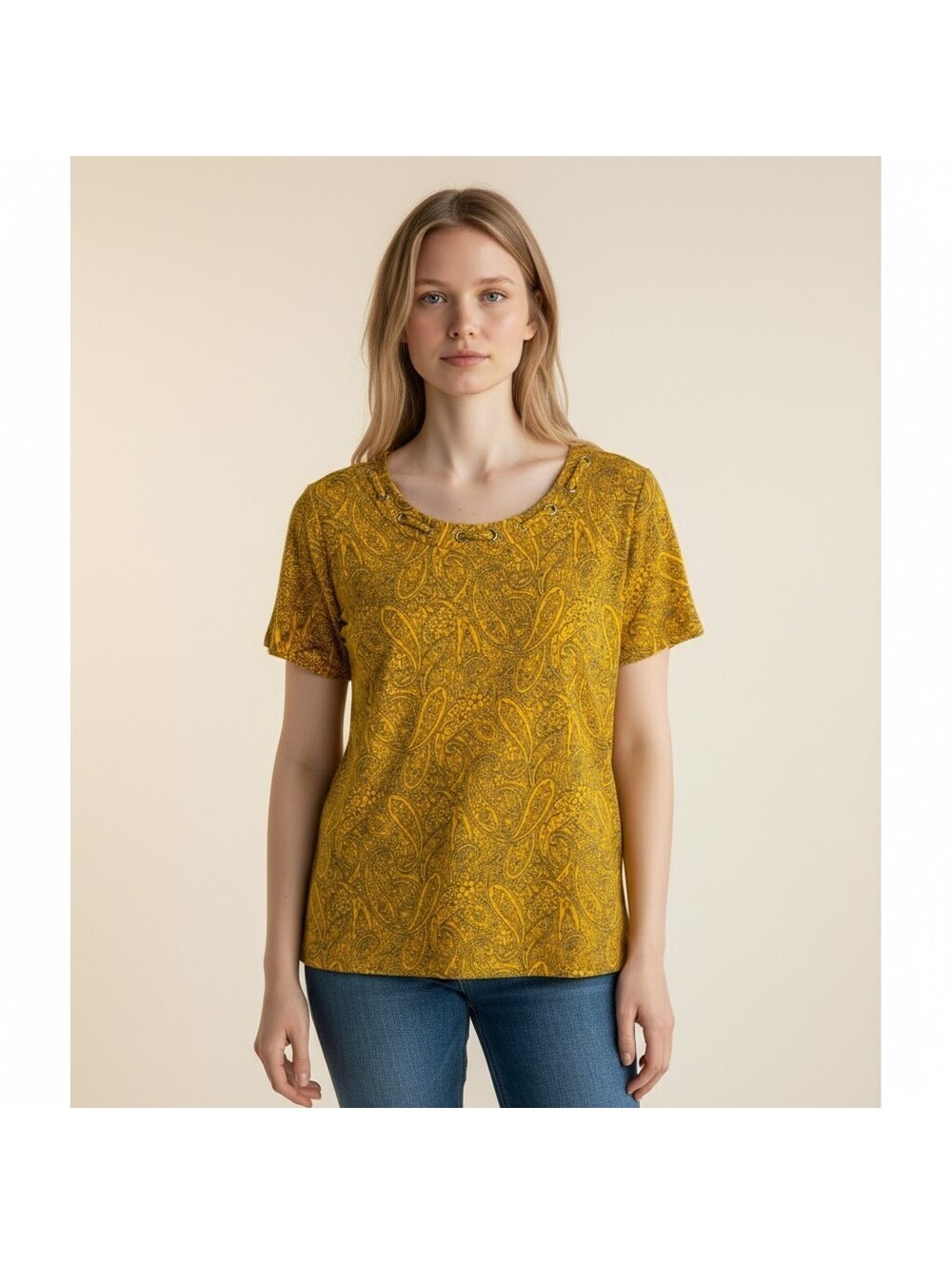 Liz Claiborne T-Shirt Women M Medium Yellow Paisley Short Sleeve Casual Pullover